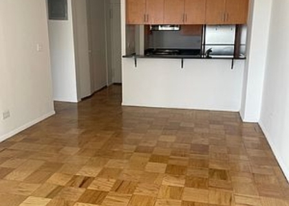 72nd street and 3rd avenue - Photo 1