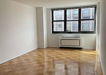 72nd street and 3rd avenue - Photo 1