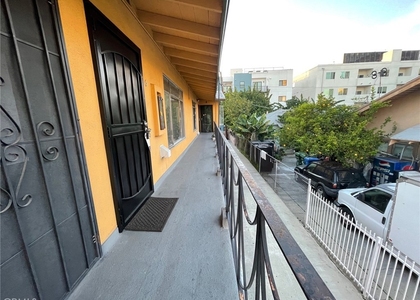 1433 N Bronson Avenue - Photo 1
