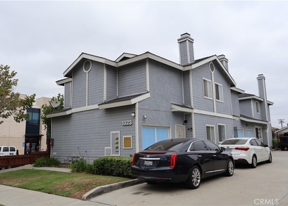1323 #b W. Palmyra Ave. - Photo 1