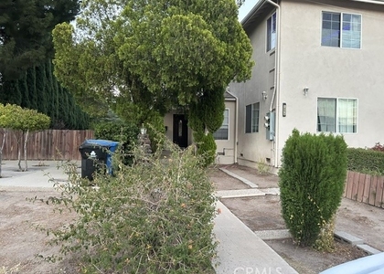 10834 Encino - Photo 1