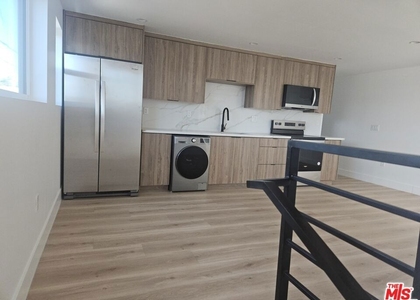 3209 W 18th Street - Photo 1