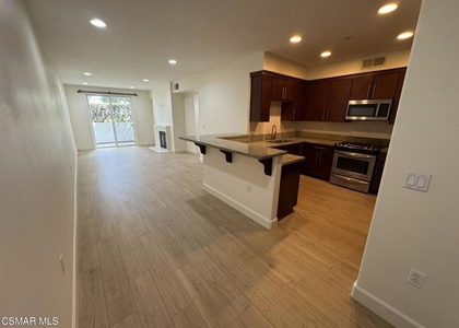 14412 Killion Street - Photo 1
