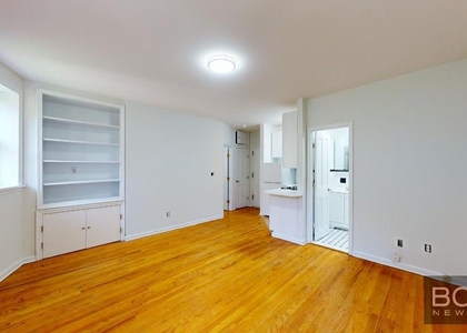 West 77th Street - Photo 1