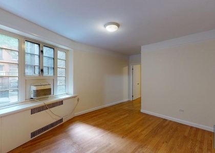 1 Jane Street - Photo 1