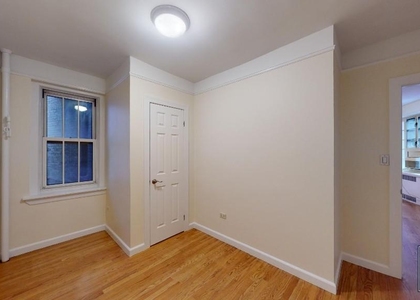 Jane Street - Photo 1