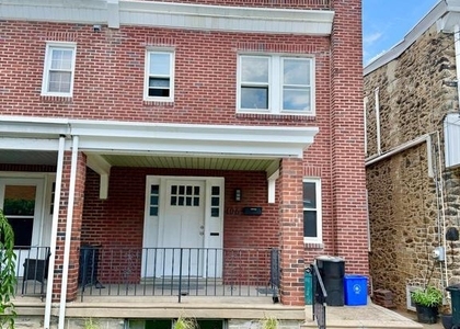 406 Kingsley Street - Photo 1