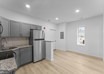 2600 S 7th Street - Photo 1