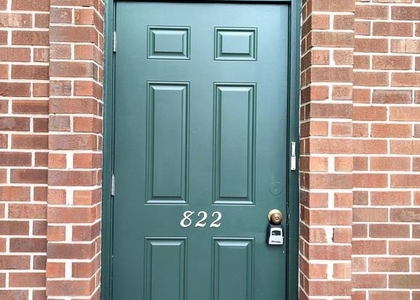 822 Putnam Boulevard - Photo 1