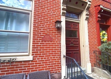 1520 Penn Street - Photo 1