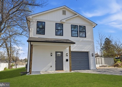 43 Palm Lane - Photo 1