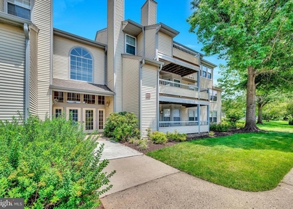302 Trinity Court - Photo 1