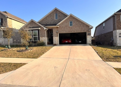 1224 Leaning Oak Ln - Photo 1