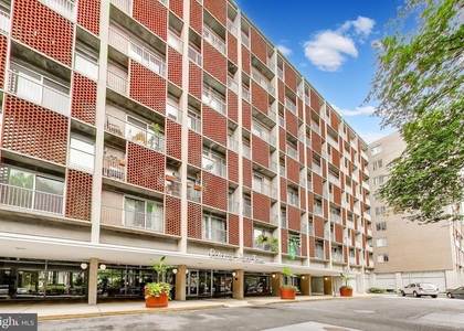 800 4th Street Sw - Photo 1