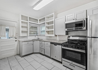 2802 Dancy St - Photo 1