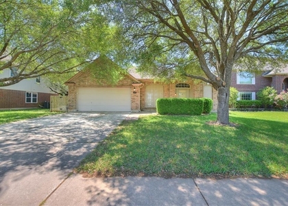 17820 Park Valley Dr - Photo 1