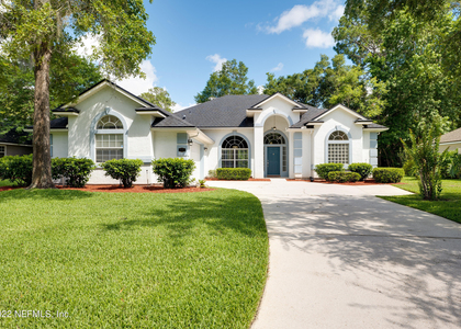 171 Elmwood Drive - Photo 1