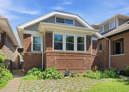 2924 W Giddings Street - Photo 1