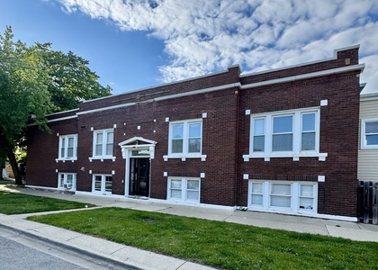 2345 Cuyler Avenue - Photo 1