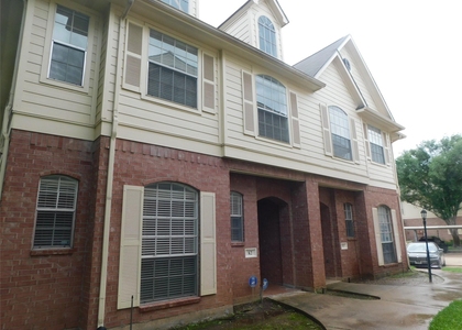 2710 Grants Lake Boulevard - Photo 1