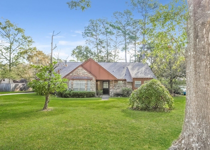 26218 Maplewood Drive - Photo 1