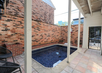 1905 Park Street - Photo 1