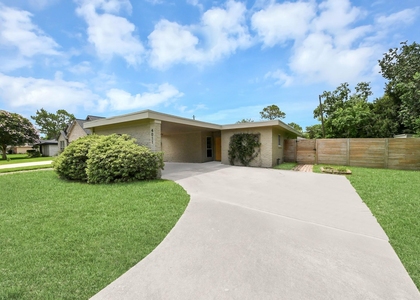 4011 Ebbtide Drive - Photo 1