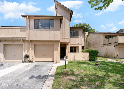 1911 Cashew Courtway - Photo 1