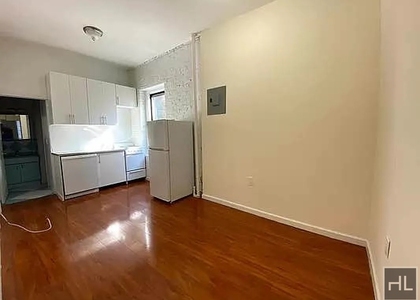 E 3rd St - Photo 1
