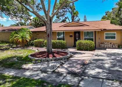 7916 Woodgrove Circle - Photo 1