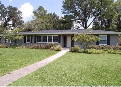 1207 Se 15th Street - Photo 1