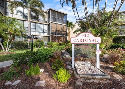 612 Bird Bay Drive S - Photo 1