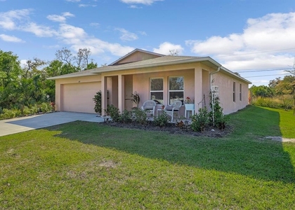 1091 Cazenovia Street - Photo 1