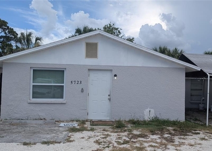 5723 9th Street Circle E - Photo 1