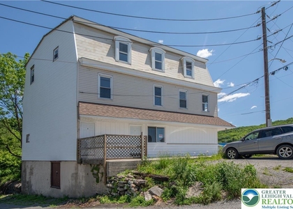 149 W Ridge Street - Photo 1