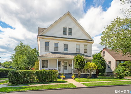 318 Suburban Avenue - Photo 1