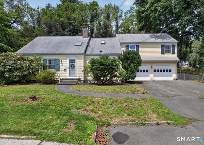 45 Richmond Avenue - Photo 1