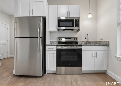 55 Steele Boulevard - Photo 1
