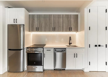 254 East 28th Street - Photo 1