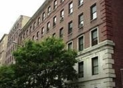 330 west 45th Street Apartment - Photo 1