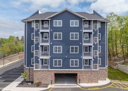 2 Flanders Rd 517 - Photo 1