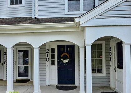 210 Tulip Lane - Photo 1