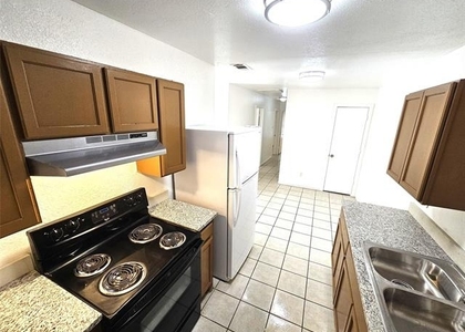 2837 Ave J - Photo 1