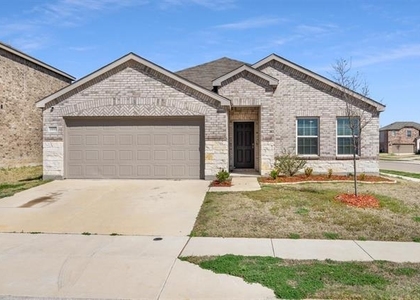 1100 Varson Drive - Photo 1
