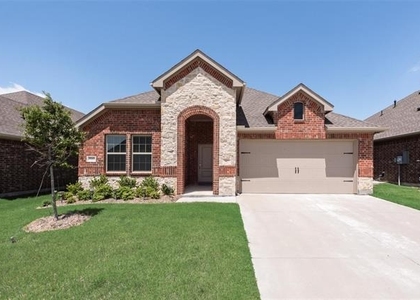 727 Dove Haven Way - Photo 1