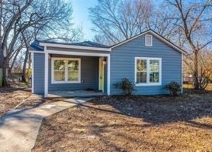 220 W Murray Street - Photo 1