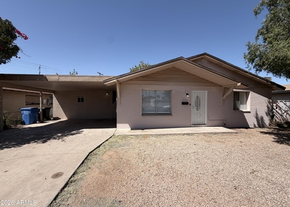 5318 W Windsor Avenue - Photo 1