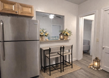 333 Walton Boulevard - Photo 1