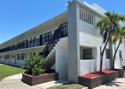 731 Nw 56th Street - Photo 1