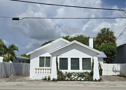 3809 S Olive Avenue - Photo 1